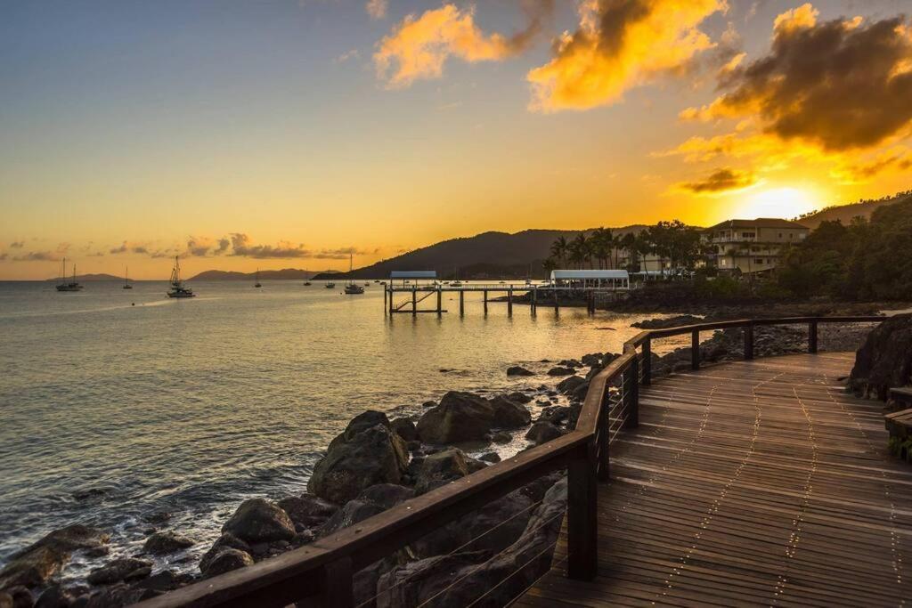 Ocean View 33A Studio Pool Ocean View Wifi Airlie Beach Kültér fotó